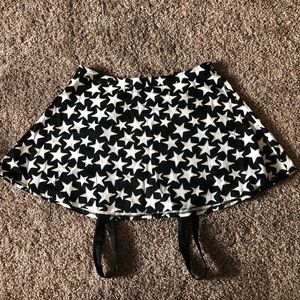 Black and white star circle skirt